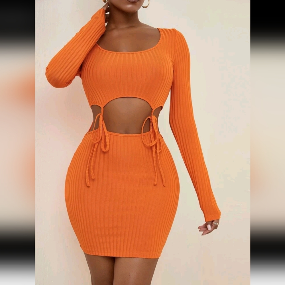 Cut Out Knot Scoop Neck Bodycon Dress